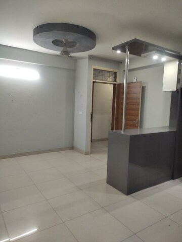 Room in 2 BHK Apartment at AVL 36 Gurgaon, Sector 36 – for Rent