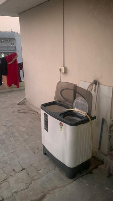 Master Bedroom in 1 BHK Builder Floor at Sector 51 – for Rent