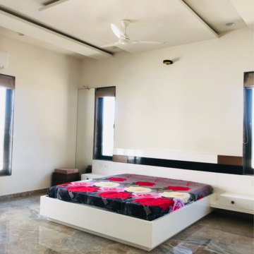 Bedroom in 5 BHK Villa at Science City – for Sale