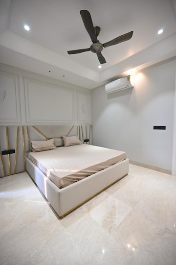 Bedroom in 4 BHK Builder Floor at Eros Rosewood City, Sector 49 – for Sale