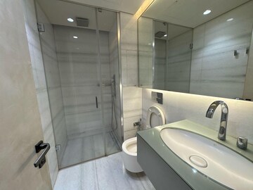 Bathroom in 5 BHK Apartment at Lodha The World Towers World One Tier 2, Worli – for Rent