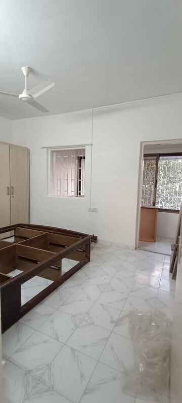 Bedroom in 2 BHK Apartment at Bandra West – for Rent