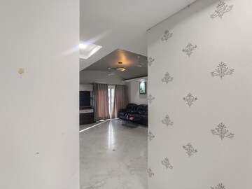 Room in 3 BHK Apartment at Raheja Vistas, Nacharam – for Rent