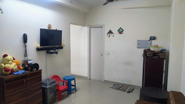 Master Bedroom, afowo-raksha-addela 2 Bedroom 1080 Sq.Ft. Apartment In Sector 16c Greater Noida Greater Noida 8166354