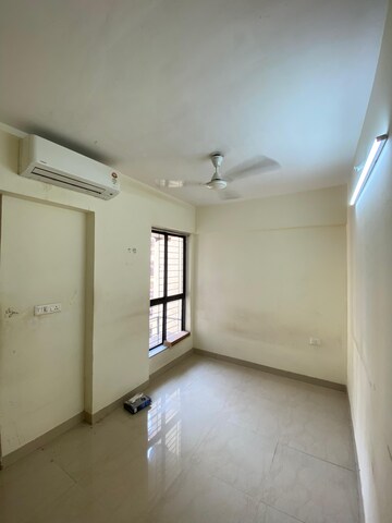 Room in 1 BHK Apartment at Lodha Crown Jasmine D E And F, Dombivli East – for Rent