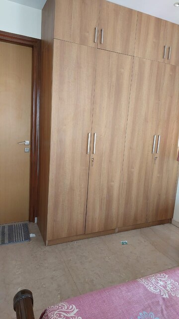 Bedroom in 4 BHK Apartment at Chembur – for Rent