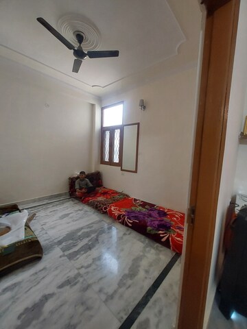 Parking in 3.5 BHK Builder Floor at Vaishali Sector 4 – for Rent