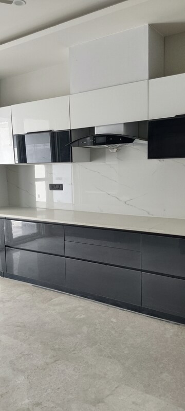 Kitchen in 4 BHK Builder Floor at Unitech South City II, Sector 50 – for Rent
