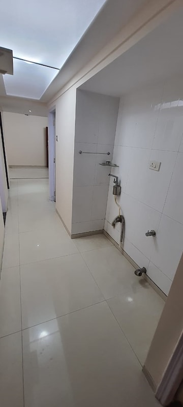 Bedroom in 3 BHK Apartment at Chembur – for Rent