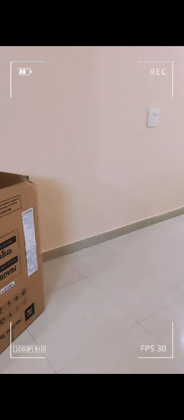 Room in 2 BHK Independent House at Sector 52 – for Rent