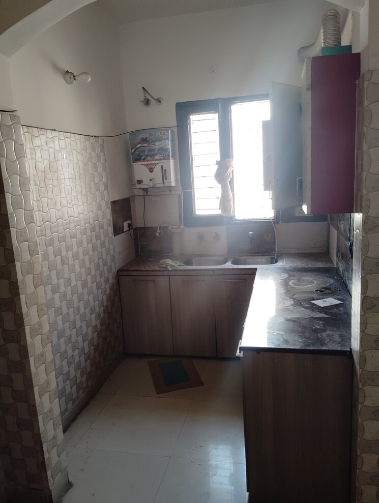 Kitchen, kharar 2 Bedroom 1000 Sq.Ft. Builder Floor In Kharar Mohali 8166516