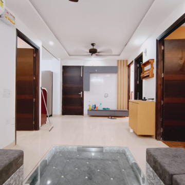 Kitchen in 3 BHK Builder Floor at Hong Kong Bazaar, Sector 56 – for Rent