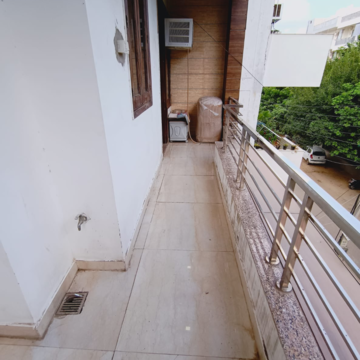 Balcony in 3 BHK Builder Floor at Hong Kong Bazaar, Sector 56 – for Rent
