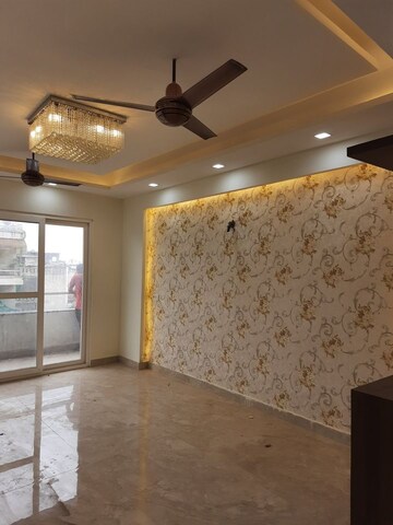 Bedroom in 3 BHK Builder Floor at BPTP District, Sector 81 – for Sale