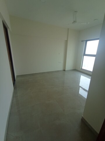 Room in 2 BHK Apartment at Sheth Irene, Malad West – for Rent