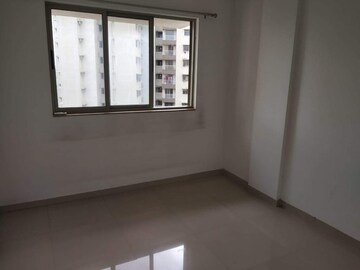 Room in 1 BHK Apartment at Lodha Casa Rio, Dombivli East – for Rent