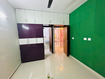 Furnished Amenities in 3 BHK Apartment at M3M Heights, Sector 65 – for Rent