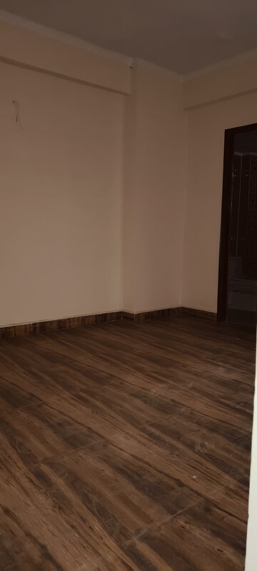 Room in 3 BHK Apartment at Gardenia Gateway, Sector 75 – for Sale
