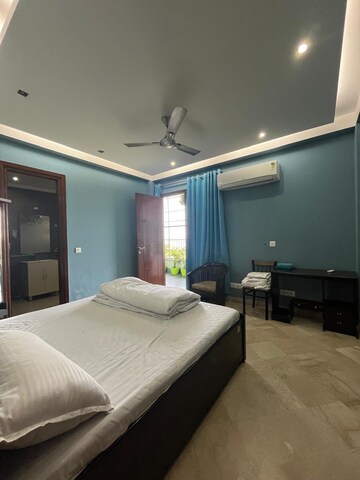 Bedroom in 3 BHK Builder Floor at Saket – for Rent