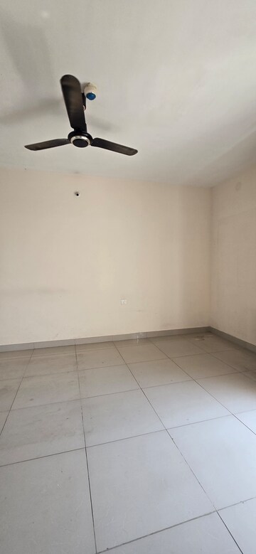 Room in 3 BHK Apartment at Nanded City Shubh Kalyan, Nanded – for Rent