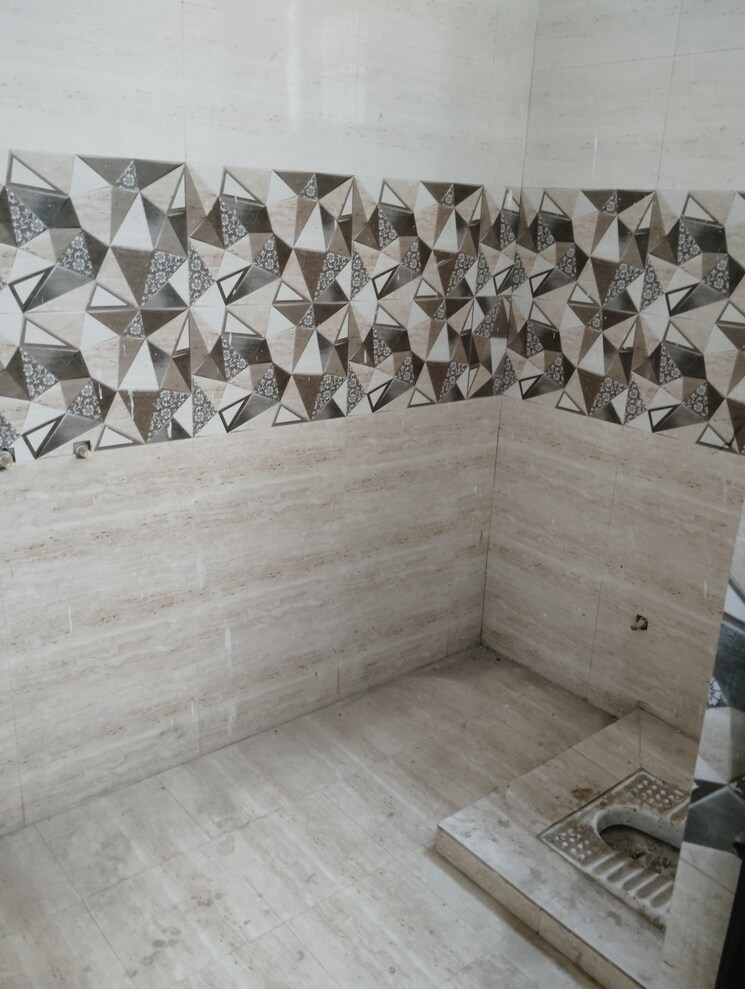 Bathroom, kursi road 2 Bedroom 1025 Sq.Ft. Independent House In Kursi Road Lucknow 8166911