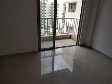 Room in 1 BHK Apartment at Lodha Casa Rio, Dombivli East – for Rent