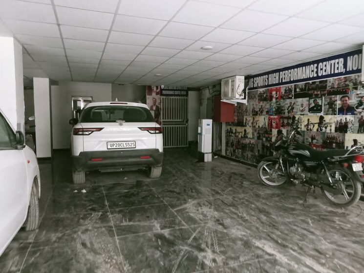  Parking, sector 107 2 Bedroom 1050 Sq.Ft. Apartment In Sector 107 Noida 8166835