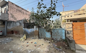 Plot For Sale in Sector 7