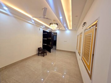Room in 3 BHK Builder Floor at Chattarpur – for Rent