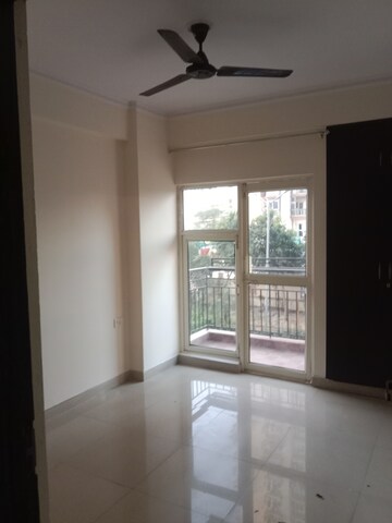 2 BHK Apartment For Rent in Gardenia Golf City, Sector 75
