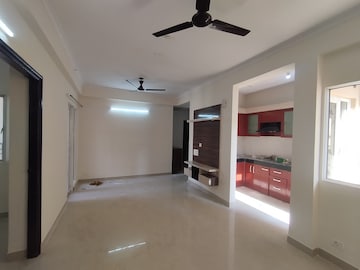 2 BHK Apartment For Rent in JM Florence Tech Zone 4 Greater Noida Greater Noida  8166980