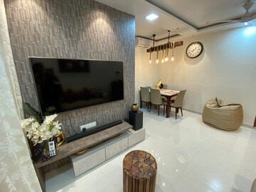 Furnished Amenities in 1 BHK Apartment at Royal Oasis, Malad West – for Sale