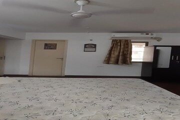 2 BHK Apartment For Rent in Kalpataru Aura Ghatkopar West Mumbai  8167033