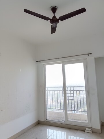 2 BHK Apartment For Rent in Ace Divino, Sector 1 Greater Noida