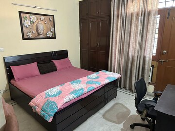 Bedroom in 3 BHK Builder Floor at Unitech South City II, Sector 50 – for Rent