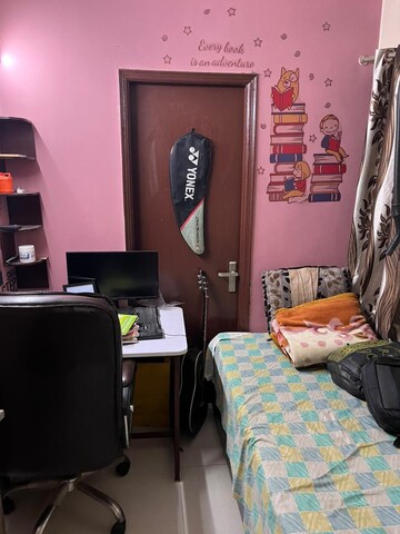 Bedroom in 2.5 BHK Apartment at Trident Embassy, Sector 1 Greater Noida – for Sale