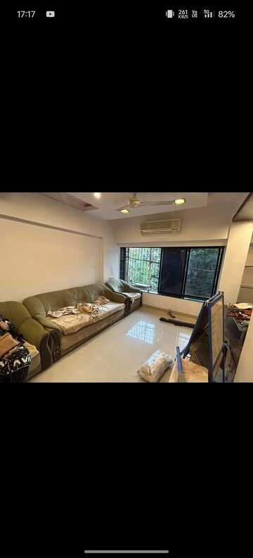 2 BHK Apartment For Rent in Carnation Apartments Versova Mumbai  8167128