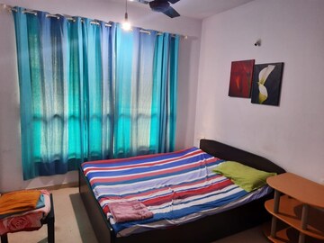 Bedroom in 2.5 BHK Apartment at Kalpataru Aura, Ghatkopar West – for Rent