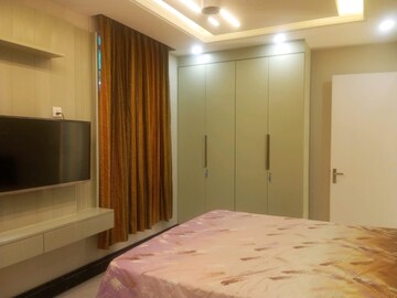 Bedroom in 3 BHK Builder Floor at Ansal Sushant Lok I, Sector 43 – for Rent
