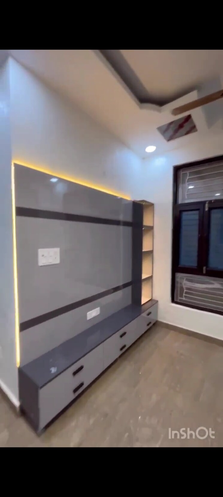 Room, niti khand 3 Bedroom 1300 Sq.Ft. Builder Floor In Niti Khand Ghaziabad 8167396