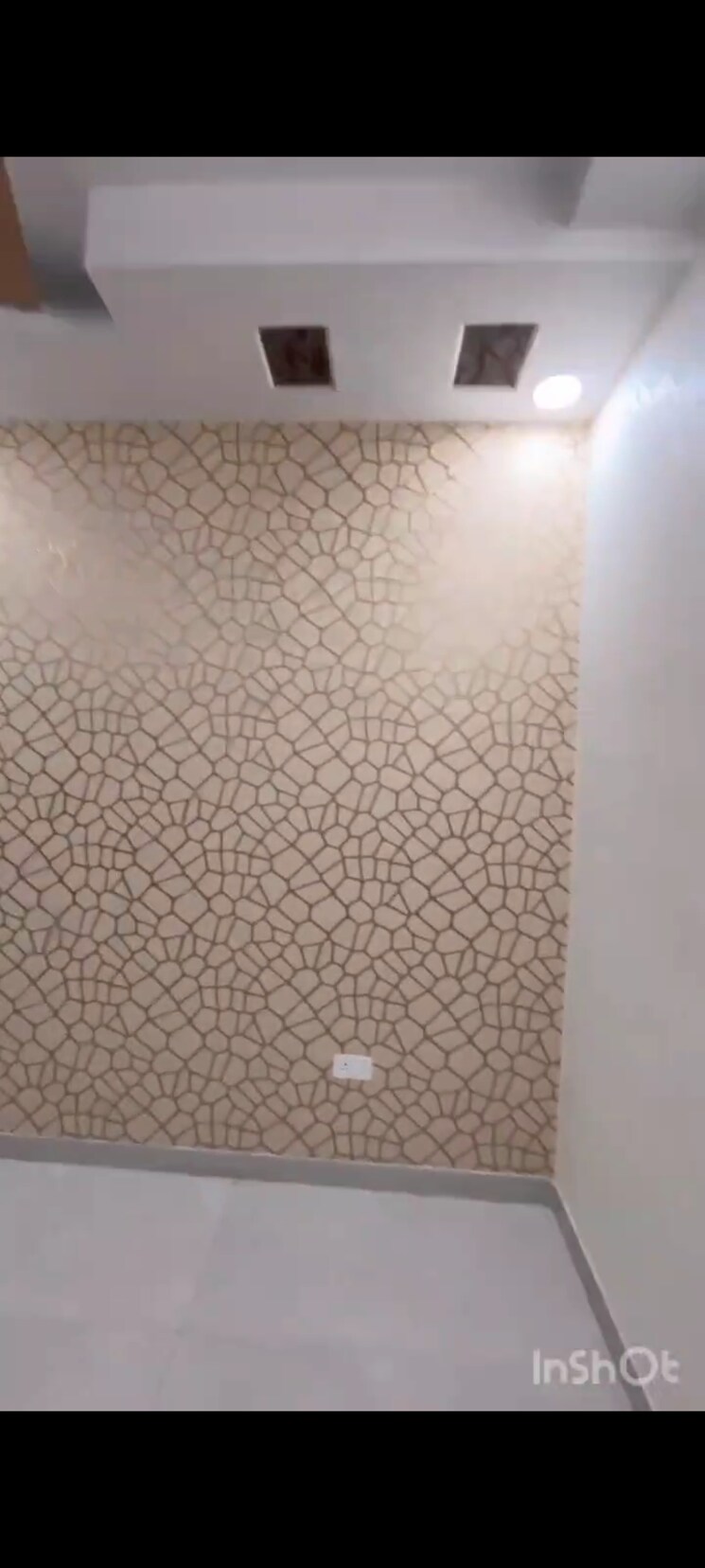 Bathroom, niti khand 3 Bedroom 1300 Sq.Ft. Builder Floor In Niti Khand Ghaziabad 8167396