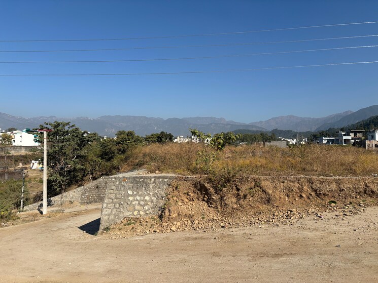 undefined, sahastradhara road  126 Sq.Yd. Plot In Sahastradhara Road Dehradun 8167526