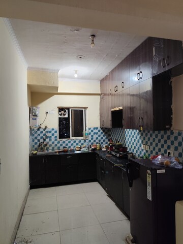 Kitchen in 2.5 BHK Apartment at Gardenia Golf City, Sector 75 – for Rent