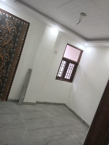 Room in 2 BHK Builder Floor at Tughlakabad Extension – for Sale