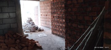 Room in 2 BHK Apartment at Joka – for Sale