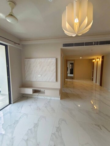 Room in 3 BHK Apartment at Birla Navya, Sector 63a – for Rent