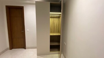 Room in 3 BHK Apartment at Birla Navya, Sector 63a – for Rent