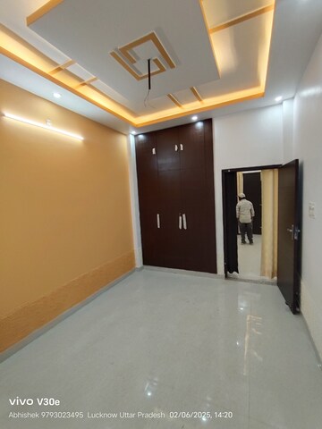 Master Bedroom in 3 BHK Independent House at Jankipuram Extension – for Sale