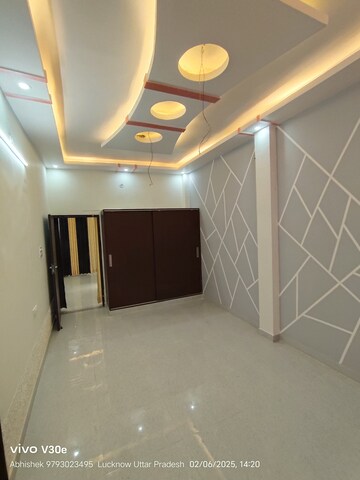 Bedroom in 3 BHK Independent House at Jankipuram Extension – for Sale