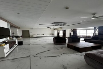 Parking in 3 BHK Apartment at Villa Orb, Malabar Hill – for Rent